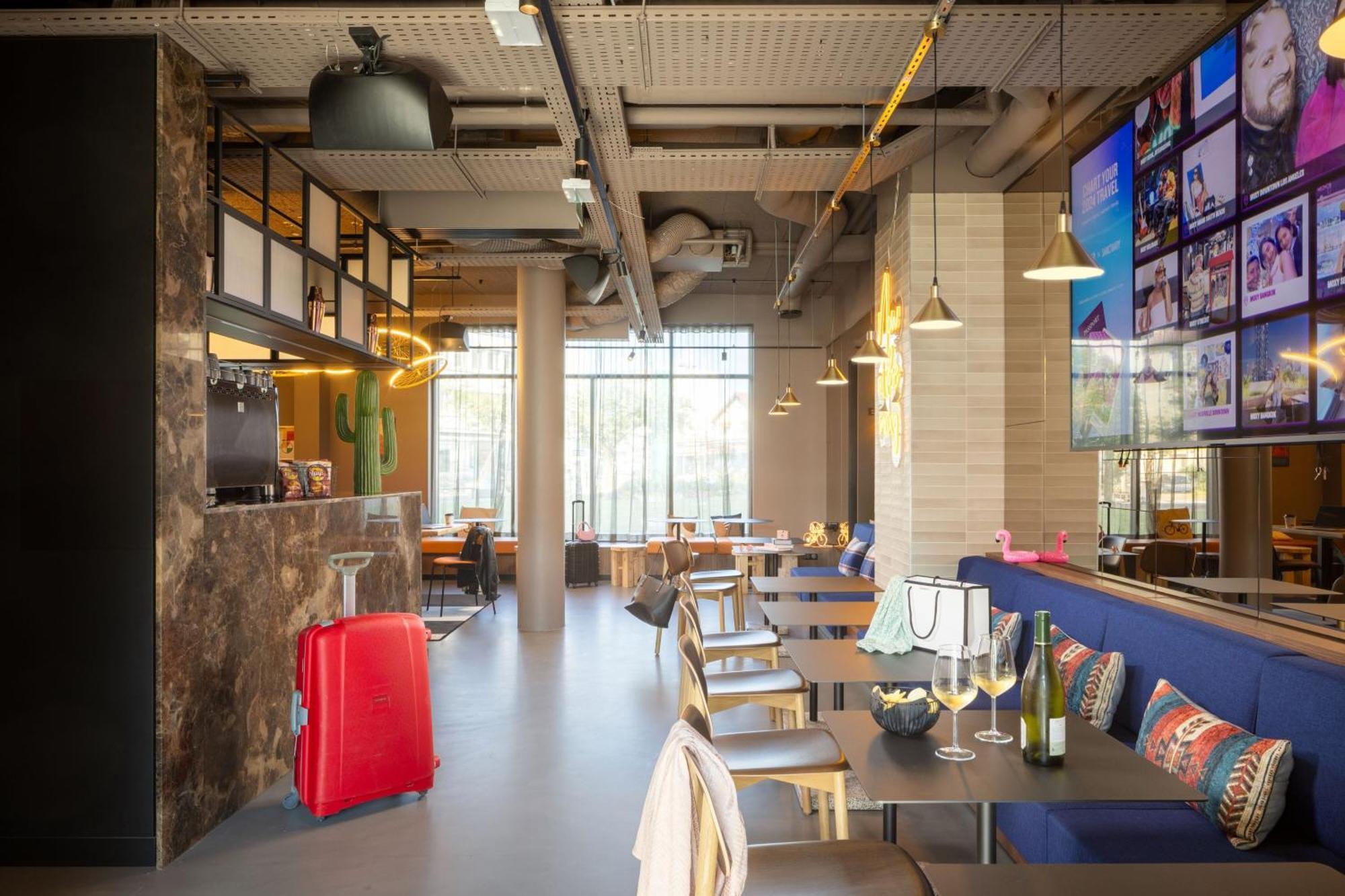 Moxy Paris Clamart Extérieur photo